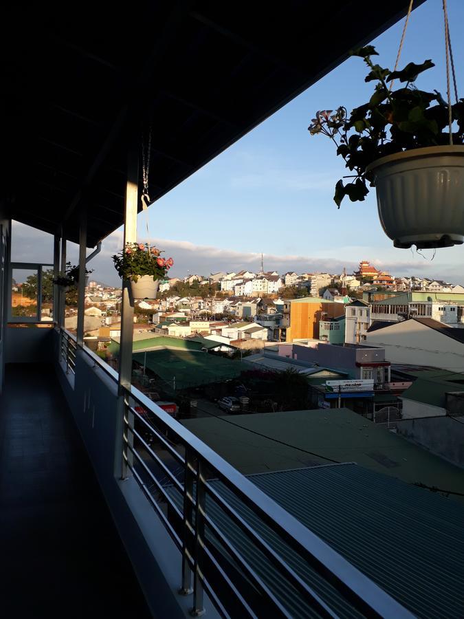 Dang Nguyen Guesthouse Да Лат Екстериор снимка